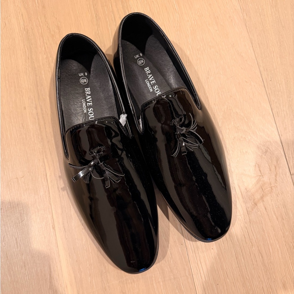 Brave Soul Glossy Black Tassel Slip-On Loafers - Picture 2 of 3